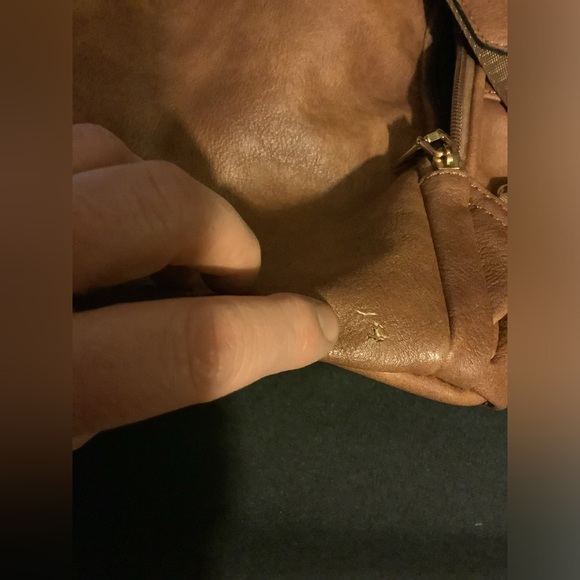 Backpack - Picture 3 of 7